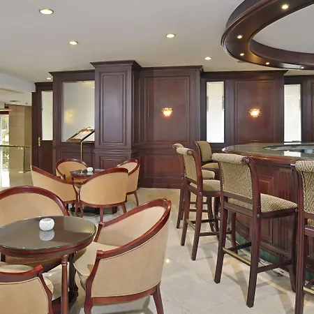 Western Premier Cmc Hotel