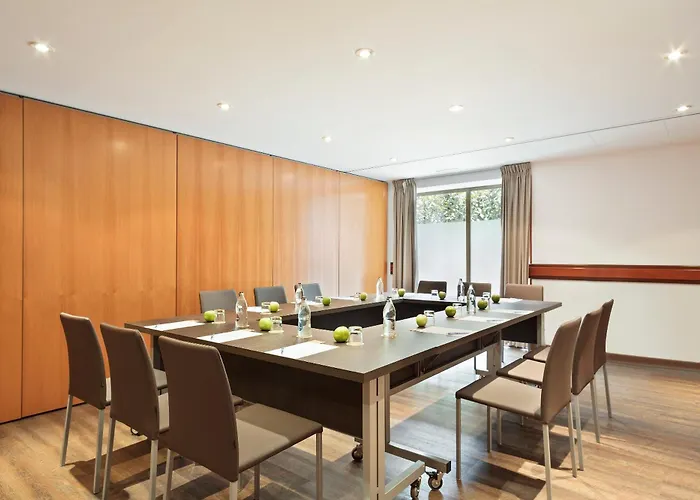 فندق Western Premier Cmc