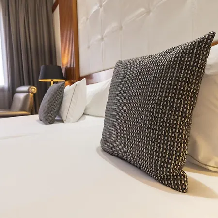 Hotel Western Premier Cmc
