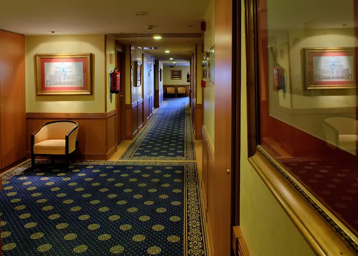 Western Premier Cmc 4* Girona