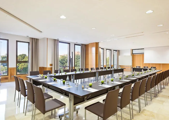 Western Premier Cmc Hotel 4*