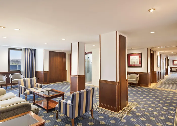 Western Premier Cmc Hotel